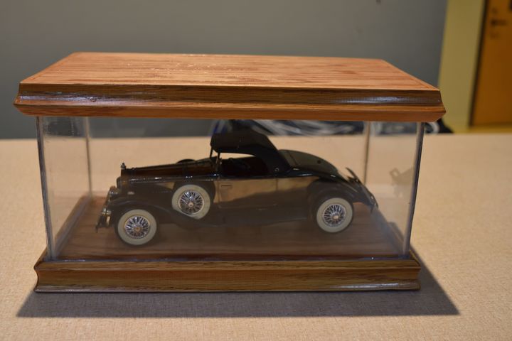 Tim McAuley: Model car case