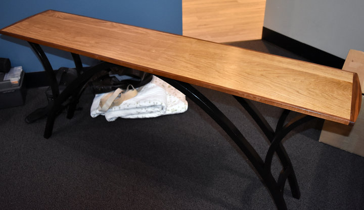 Bert LeLoup: Table