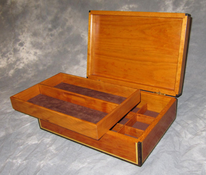 Wayne Maier: Jewelry Box