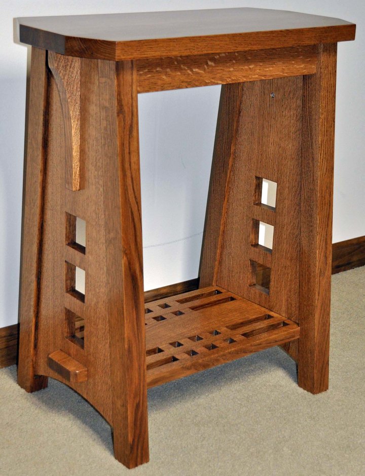 Lee Nye: Arts & Craft End Table