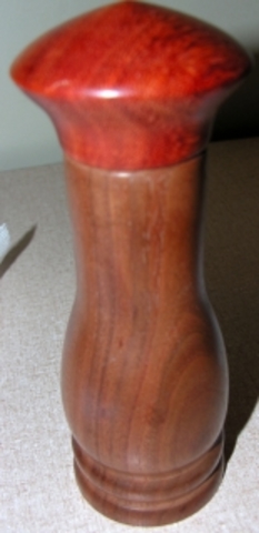 Bert Le Loup: Pepper Mill