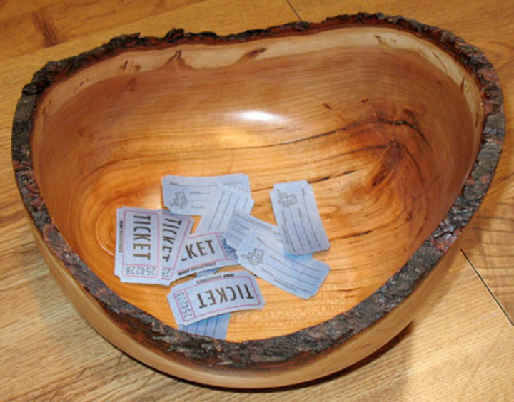 Len Swanson: Natural Edge Turned Bowl