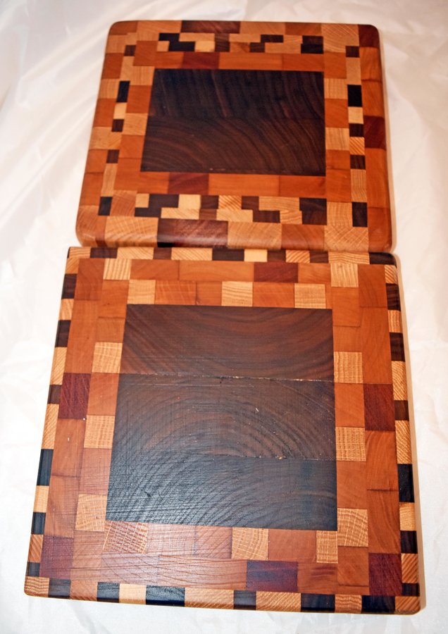 Bert Le Loup: 2 Endgrain Cutting Boards