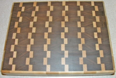 Bert Le Loup: End Grain Cutting Board