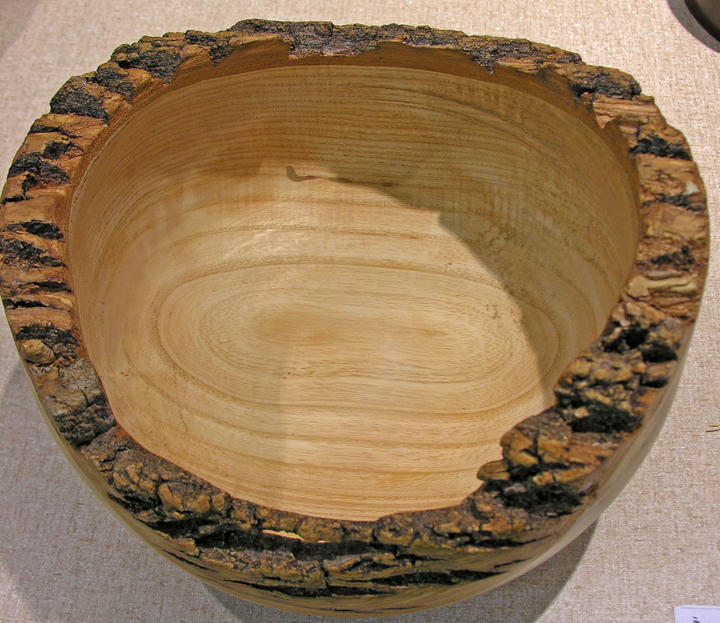 Bert Le Loup: Natural Edge Bowl