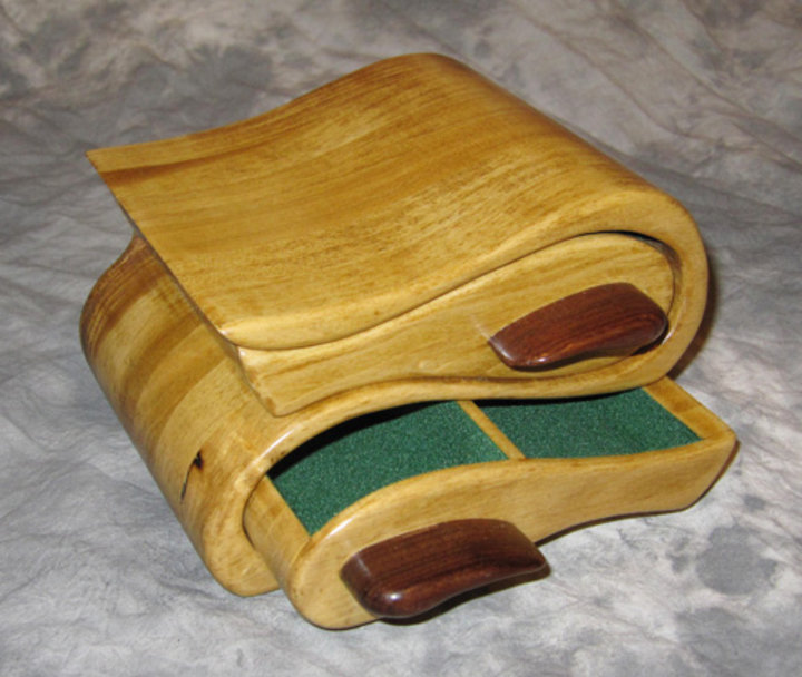 Cathy Godfrey: Bandsaw Jewelry Box