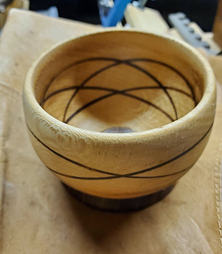 Bert LeLoup: Celtic Knot Bowl