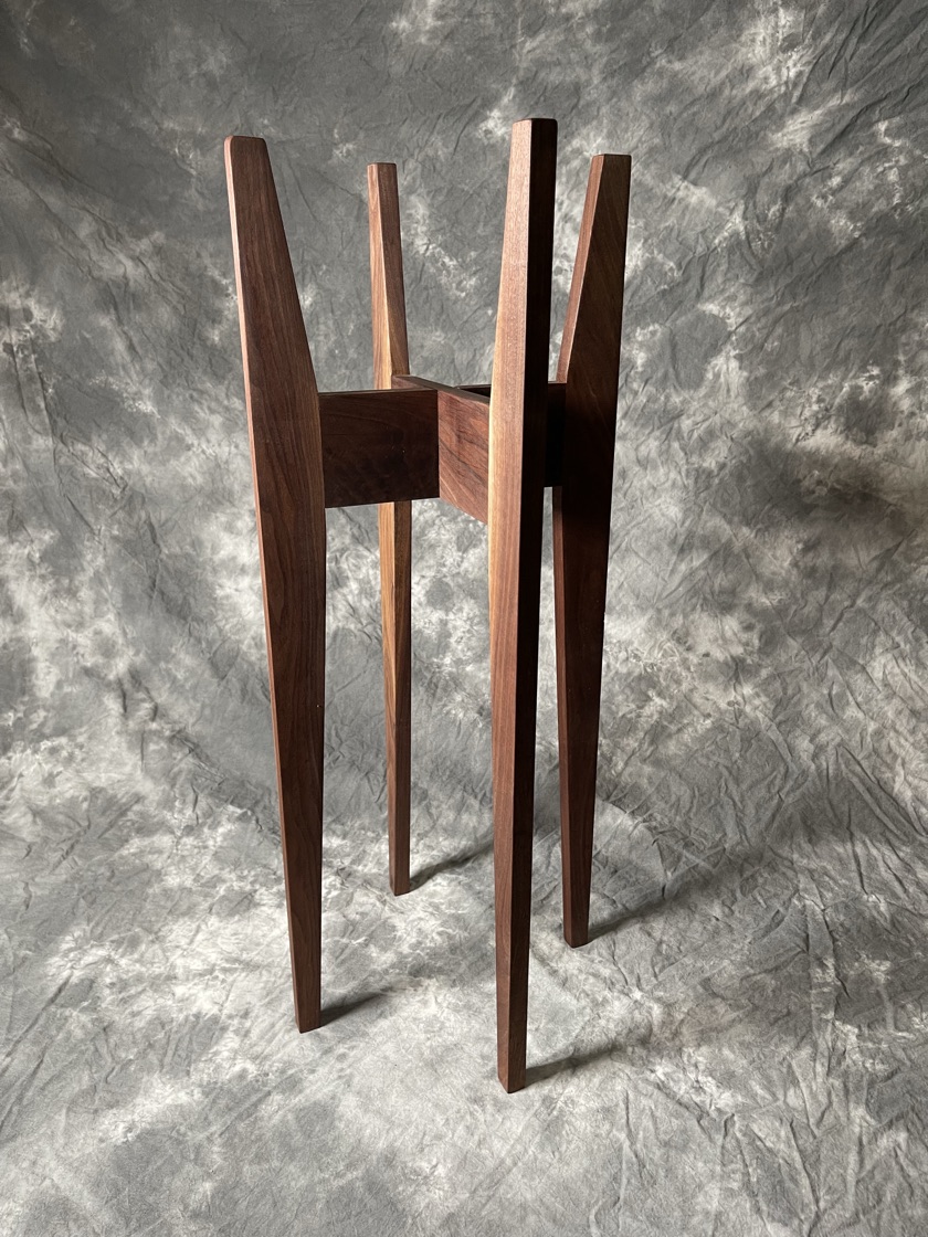 Adam Tornheim: Plant Stand